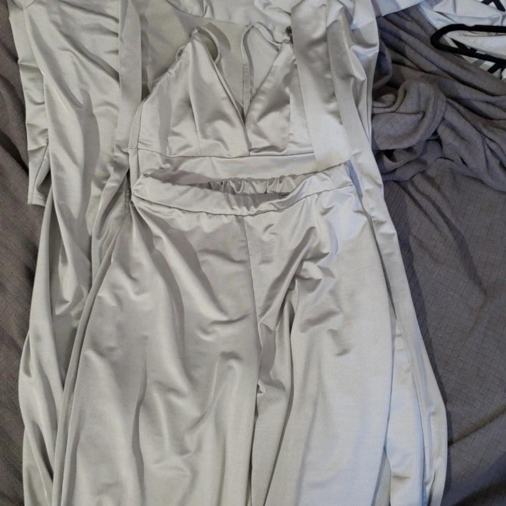 Boohoo 3piece satin outfit